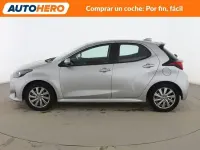 Occasion Toyota Yaris Hybrid Active 116 PK (85 kW) 2022 Grijs Sedan