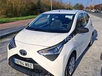 Usado Toyota Aygo X-cite 69 CV (50 kW) 2018 Blanco Utilitario
