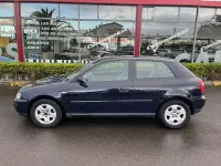 Usado Audi 100 Ambiente 100 CV (73 kW) 2002 Azul Berlina