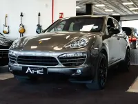Usado Porsche Cayenne 245 CV (180 kW) 2012 Gris / plata SUV