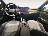 Nuevo Skoda Octavia SportLine 150 CV (110 kW) 2025 Rojo Familiar