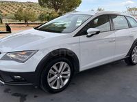 Usado Seat Leon 4Drive 105 CV (77 kW) 2015 Blanco Familiar