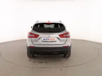 Usado Nissan Qashqai Acenta 140 CV (102 kW) 2018 Gris SUV