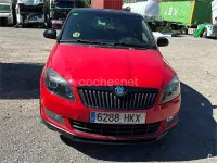 Usado Skoda Fabia Elegance 105 CV (77 kW) 2012 Rojo Berlina