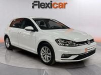 Usado VW Golf VII Advance 125 CV (91 kW) 2017 Blanco Berlina