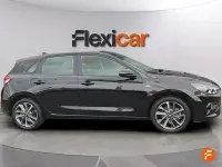 Usado Hyundai i30 110 CV (80 kW) 2023 Negro