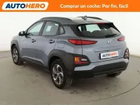 Używany Hyundai Kona 141 KM (103 kW) 2021 Szary SUV