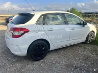 Usado Citroën C4 Seduction 120 CV (88 kW) 2013 Blanco Berlina