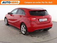 Usado Mercedes A180 Urban 110 CV (80 kW) 2014 Rojo Berlina
