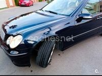 Usado Mercedes C180 Elegance 143 CV (105 kW) 2005 Azul Berlina