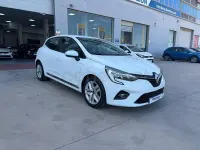 Usado Renault Clio V Intens 100 CV (73 kW) 2021 Blanco Berlina