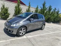 Usado Mercedes A160 Exclusive 95 CV (69 kW) 2010 Gris / plata Monovolumen