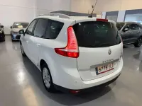 Usado Renault Scénic LIMITED 129 CV (94 kW) 2016 Blanco Monovolumen