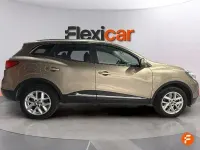 Usado Renault Kadjar Life 130 CV (95 kW) 2017 Marrón SUV