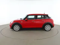 Usado Mini Cooper 135 CV (99 kW) 2017 Rojo Utilitario