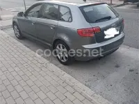 Usado Audi A3 Sportback Attraction 105 CV (77 kW) 2011 Gris / plata Utilitario