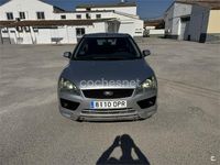 Usado Ford Focus Sport 115 CV (84 kW) 2005 Gris / plata Berlina