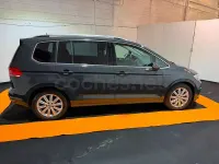 Usado VW Touran Sportline 150 CV (110 kW) 2016 Gris / plata Monovolumen