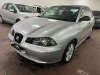 Usado Seat Ibiza 75 CV (55 kW) 2005 Gris / plata Utilitario