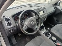 Usado VW Tiguan 140 CV (102 kW) 2012 Gris / plata SUV
