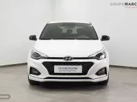 Usado Hyundai i20 100 CV (73 kW) 2020 Blanco Utilitario