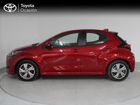 Usado Toyota Yaris Hybrid Active 116 CV (85 kW) 2024 Rojo Berlina