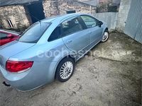 Usado Fiat Linea Emotion 90 CV (66 kW) 2008 Gris / plata Berlina