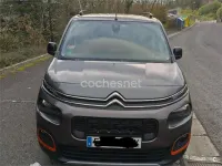Usado Citroën Berlingo Shine 130 CV (95 kW) 2022 Gris / plata Monovolumen
