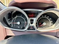 Usado Ford Fiesta Titanium 96 CV (70 kW) 2009 Granate Utilitario