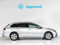 Usado VW Golf VIII Life 110 CV (80 kW) 2024 Gris / plata Familiar