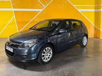 Usado Opel Astra Enjoy 105 CV (77 kW) 2006 Gris / plata Berlina