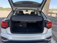 Usado Audi Q2 Advanced Plus 116 CV (85 kW) 2024 Gris / plata SUV