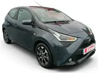 Usado Toyota Aygo X-play 72 CV (52 kW) 2019 Negro Utilitario