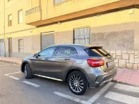 Usado Mercedes GLA200 136 CV (100 kW) 2018 Gris / plata SUV