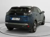 Usado Peugeot 3008 Allure 130 CV (95 kW) 2021 Azul SUV
