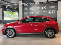 Usado Mercedes GLA200 150 CV (110 kW) 2021 Granate SUV