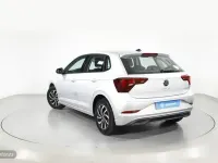Usado VW Polo Life 95 CV (69 kW) 2024 Plateado Utilitario