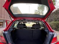 Usado Opel Astra Enjoy 105 CV (77 kW) 2006 Rojo Berlina