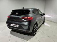 Usado Renault Clio V Techno 100 CV (73 kW) 2025 Gris Berlina