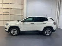 Usado Jeep Compass Sport 140 CV (102 kW) 2018 Blanco SUV