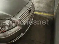 Usado Toyota Avensis Executive 150 CV (110 kW) 2005 Gris / plata Berlina