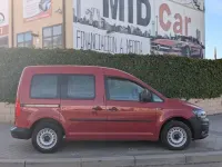 Usado VW Caddy 102 CV (75 kW) 2020 Rojo Monovolumen