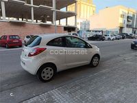 Usado Ford Ka 69 CV (50 kW) 2014 Blanco Berlina