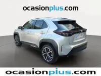 Usado Toyota Yaris Cross Style 116 CV (85 kW) 2024 Gris plata SUV