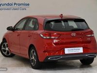 Usado Hyundai i30 110 CV (80 kW) 2023 Engine red Berlina