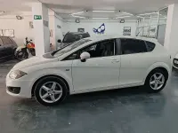 Usado Seat Leon Reference 90 CV (66 kW) 2010 Blanco Utilitario