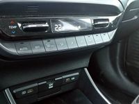 Usado Hyundai Bayon 100 CV (73 kW) 2021 Gris SUV