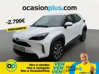Usado Toyota Yaris Hybrid Active 116 CV (85 kW) 2024 Blanco Pickup/Camioneta