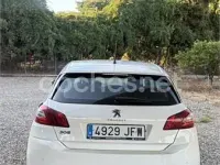 Usado Peugeot 308 Access 82 CV (60 kW) 2015 Blanco Berlina