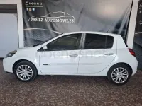 Usado Renault Clio II Business 85 CV (62 kW) 2009 Blanco Berlina